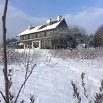 Chamedafne W Puszczy Kampinoskiej Bed & Breakfast 4*