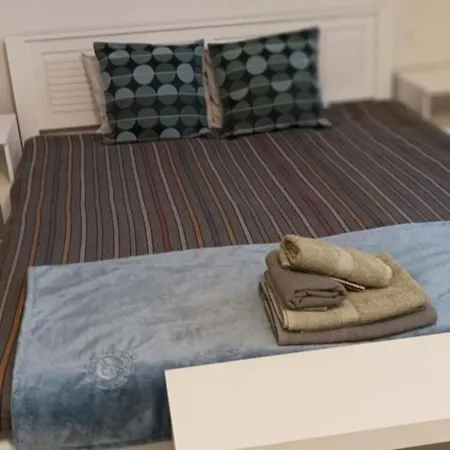 Bed & Breakfast Chamedafne W Puszczy Kampinoskiej 4*
