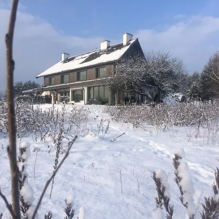 Chamedafne W Puszczy Kampinoskiej Frühstückspension 4*